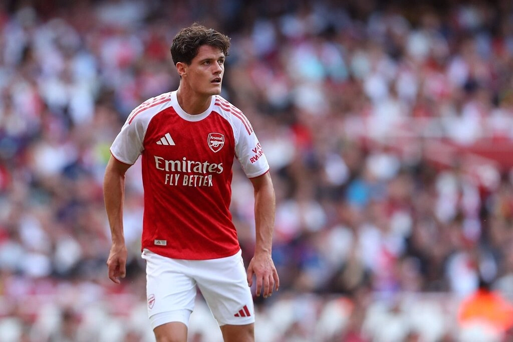 Arsenal theo sát Manzambi, tương lai Christian Norgaard đứng trước ngã rẽ